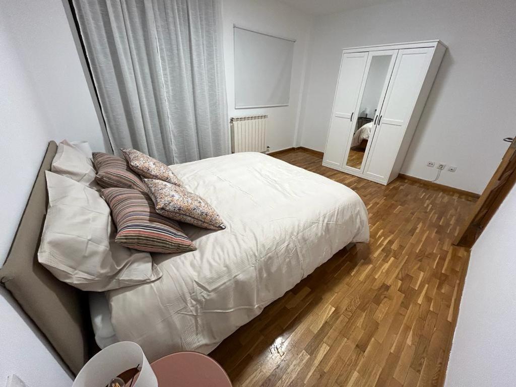 20 Pasos Apartment Tudela Bagian luar foto